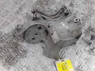 кронштейн компрессора кондиционера Kia Sorento 1 поколение [рестайлинг] (2006 - 2011), 2.5 л., CRDi, D4CB, дизель, МКПП, полный привод