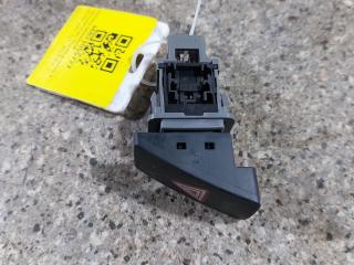 кнопка аварийной сигнализации Toyota Avensis 3 поколение (T270) [2-й рестайлинг] (2015 - 2018), 2.0 л., дизель, универсал, 15B424