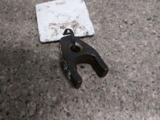 крепление форсунки Kia Sorento 1 поколение [рестайлинг] (2006 - 2011), 2.5 л., CRDi, D4CB, дизель, МКПП, полный привод