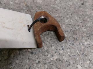 крепление форсунки Kia Sorento 1 поколение [рестайлинг] (2006 - 2011), 2.5 л., CRDi, D4CB, дизель, МКПП, полный привод