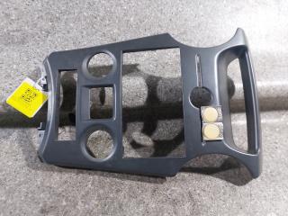 накладка на торпедо (консоль) Kia Carens 2 поколение (2006 - 2013), 80469848