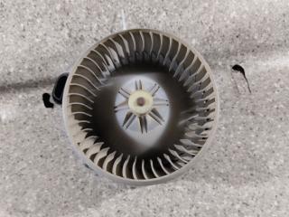 моторчик печки Toyota Yaris XP130 [рестайлинг] (2014 - 2017), AV1370