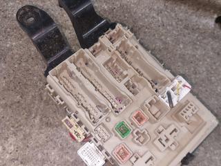 блок предохранителей Toyota Avensis 3 поколение (T270) [2-й рестайлинг] (2015 - 2018), 2.0 л., D-4D, 82730-05J70