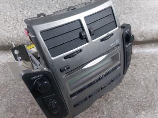 магнитола Toyota Yaris XP9 [рестайлинг] (2009 - 2012), 86120-0D490