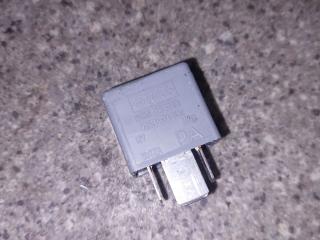 реле (прочие) Ford Kuga 1 поколение (2008 - 2013), 2.0 л., TDCi, полный привод, 5M5T-14B192EA, V23136-J4-X62