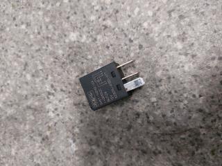 реле (прочие) Ford Kuga 1 поколение (2008 - 2013), 2.0 л., TDCi, полный привод, 5M5T-14B192BA, V23074-A1001-X77