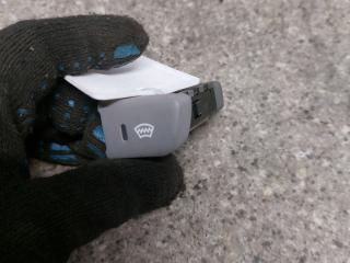 кнопка обогрева заднего стекла Kia Carens 2 поколение (2006 - 2013), 621W05010, 202002962