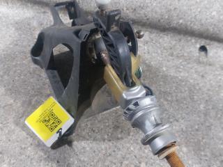 кулиса Toyota Auris 1 поколение (2006 - 2009), 2.0 л., D-4D, МКПП, 112102102