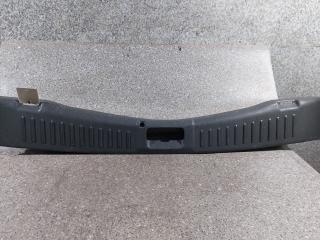 накладка внутренняя на заднюю панель кузова Ford Kuga 1 поколение (2008 - 2013), 2.0 л., TDCi, G6DG, дизель, 6МКПП, полный привод, 8V41-S40352-A