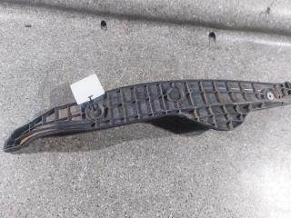 пыльник переднего крыла Toyota Yaris XP130 [рестайлинг] (2014 - 2017), 1.4 л., D-4D, 6МКПП, 53828-0D100