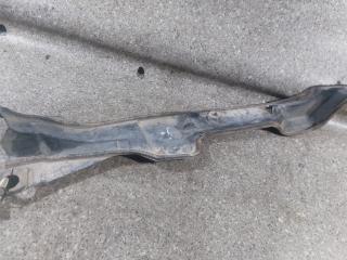 пыльник переднего крыла Toyota Auris 1 поколение (2006 - 2009), 2.0 л., D-4D, МКПП, 53828-02070