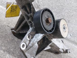 кронштейн компрессора кондиционера Fiat Punto 2 поколение [рестайлинг] (2003 - 2011), 1.4 л., i, 350 A1.000, бензин, 5МКПП