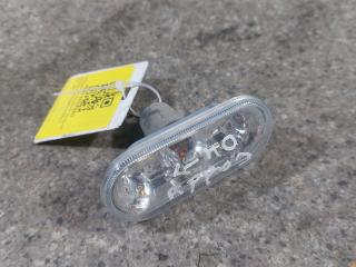 повторитель поворота на крыле правый Volkswagen Caddy 3 поколение (2004 - 2010), 2K0949117