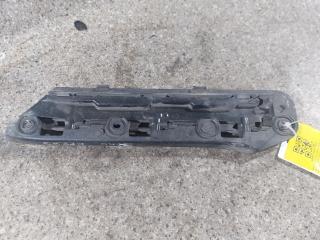 Крепление бампера переднего Volkswagen Caddy 3 поколение (2004 - 2010), 1T0807936