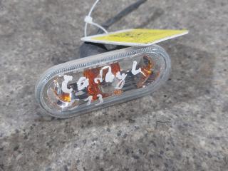 повторитель поворота на крыле левый Volkswagen Caddy 3 поколение [рестайлинг] (2010 - 2015), 2K0949117B