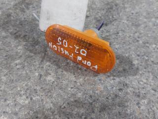 повторитель поворота на крыле правый Ford Fusion 1 поколение (2002 - 2005), 2S6A-13K354-AD