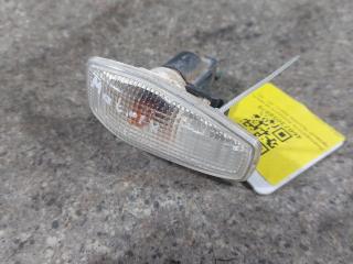 повторитель поворота на крыле правый Hyundai Matrix 1 поколение (2001 - 2005)