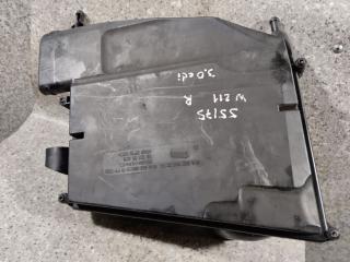 корпус воздушного фильтра Mercedes-Benz E-Класс W211/S211 [рестайлинг] (2006 - 2009), 3.0 л., CDi, OM 642.920, дизель, АКПП, задний привод, A6420940204