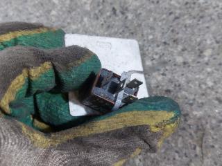 реле (прочие) Renault Megane 2 поколение (2002 - 2006), 1.9 л., DCi, F9Q 800, дизель, 6МКПП, 8200263345