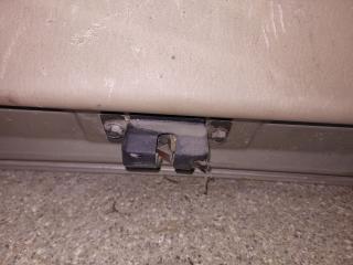 замок багажника Kia Carens 1 поколение (1999 - 2002)