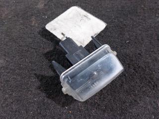 подсветка номера Toyota Verso 1 поколение [рестайлинг] (2012 - 2015)