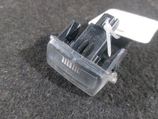 подсветка номера Toyota Verso 1 поколение [рестайлинг] (2012 - 2015)