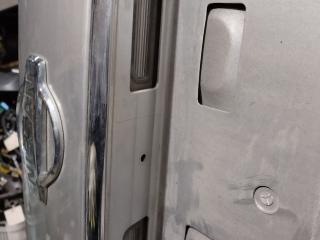 накладка подсветки номера Nissan Maxima A33 (2000 - 2005), седан