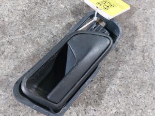 ручка внутренняя передняя правая Volkswagen Caddy 3 поколение [рестайлинг] (2010 - 2015)