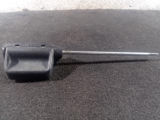 ручка внутренняя задняя правая Volkswagen Caddy 3 поколение (2004 - 2010)