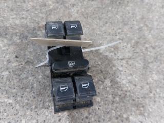 блок управления стеклоподъемниками Volkswagen Passat B6 (2005 - 2010)