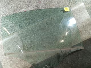 стекло двери задней правой Volkswagen Passat B6 (2005 - 2010)