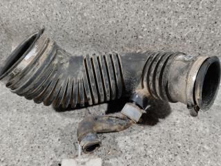 патрубок воздушного фильтра SsangYong Rodius 1 поколение (2004 - 2007), 2.7 л., XDI, OM 665.926, дизель, МКПП, передний привод, 23721-21050