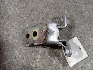 петля двери Nissan Maxima A33 (2000 - 2005)