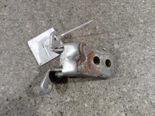 петля двери Nissan Maxima A33 (2000 - 2005)