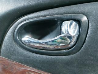 ручка внутренняя задняя правая Nissan Maxima A33 (2000 - 2005)