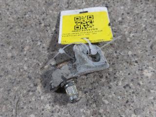 петля двери Ford Focus 1 поколение [рестайлинг] (2001 - 2005), универсал
