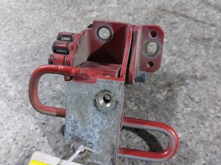 петля двери Audi A6 4F/C6 (2004 - 2008)