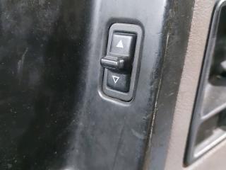 кнопка стеклоподъемника двери задней левой Jeep Grand Cherokee ZJ (1992 - 1996)