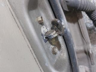 ограничитель открывания двери Kia Carens 1 поколение (1999 - 2002)