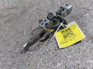 ограничитель открывания двери Opel Omega B [рестайлинг] (1999 - 2003), седан