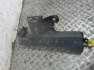 защита днища Toyota Auris 2 поколение (2012 - 2015), универсал, 57627-02090