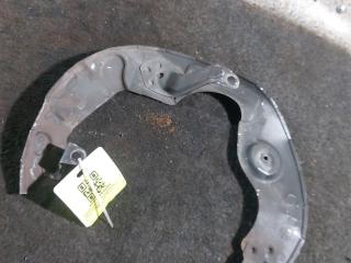 защитный кожух тормозного механизма Peugeot 308 T9 (2013 - 2017), 1.2 л., Ti, МКПП, хетчбэк 5 дв., 9806779580