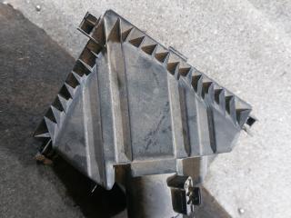 корпус воздушного фильтра Toyota Verso 1 поколение [рестайлинг] (2012 - 2015), 2.0 л., D-4D, 1371-3465454