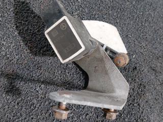 датчик дорожного просвета задний Mercedes-Benz E-Класс W211/S211 [рестайлинг] (2006 - 2009), 3.0 л., CDi, OM 642.920, дизель, АКПП, задний привод, A0105427717