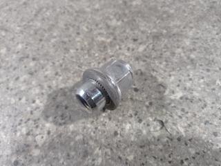 гайка колесная Toyota Auris 2 поколение (2012 - 2015), 1.8 л., i, универсал