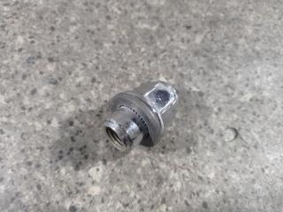 гайка колесная Toyota Auris 2 поколение (2012 - 2015), 1.8 л., i, универсал