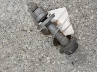 болт развальный Toyota Auris 2 поколение (2012 - 2015), 1.8 л., i, универсал