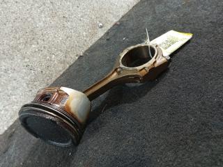 поршень Renault Espace 3 поколение (1996 - 2002), 2.0 л., i, F4R 700, бензин, 5МКПП