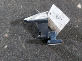 петля двери Volkswagen Passat B6 (2005 - 2010)