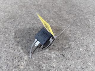 реле (прочие) Ford Fusion 1 поколение [рестайлинг] (2005 - 2012), 1.4 л., TDCi, F6JB, дизель, 5МКПП, 5M5T-14B192CA, V23136-B1-X66